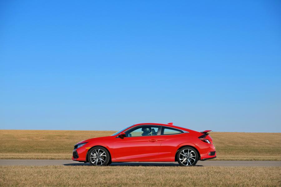  Honda Civic Si Coupe 2017 года  (NA) (фото 40 из 79)